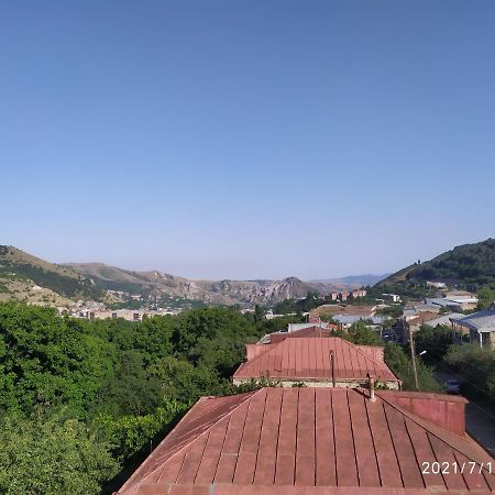 Verishen Guest House B&B Горис Экстерьер фото
