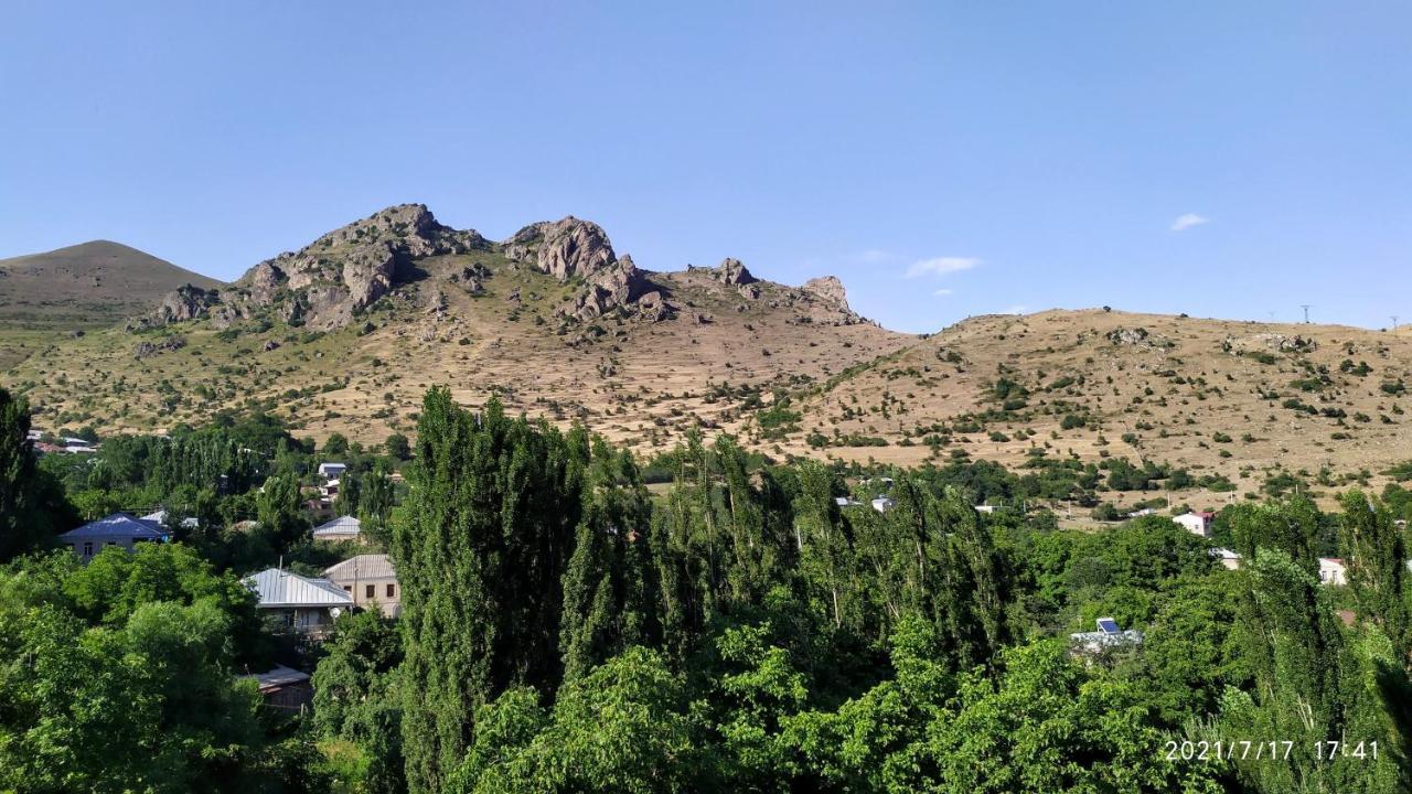 Verishen Guest House B&B Горис Экстерьер фото