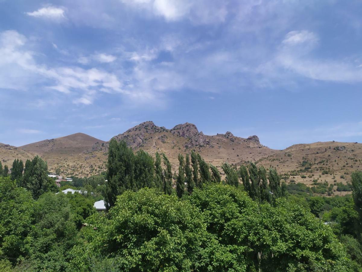 Verishen Guest House B&B Горис Экстерьер фото
