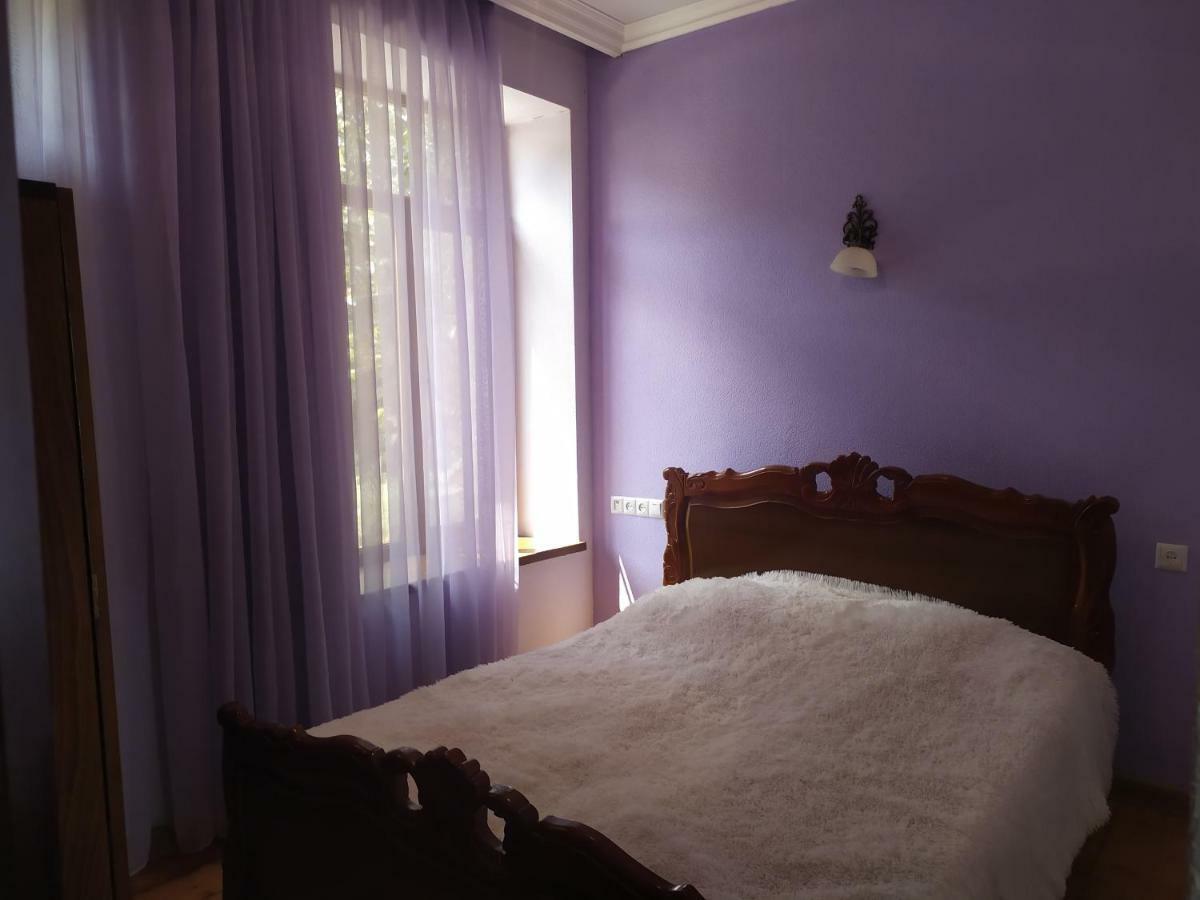 Verishen Guest House B&B Горис Экстерьер фото