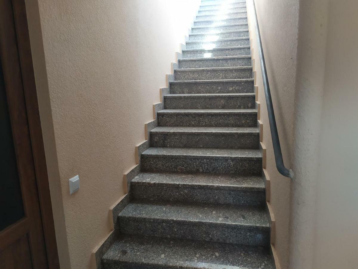 Verishen Guest House B&B Горис Экстерьер фото