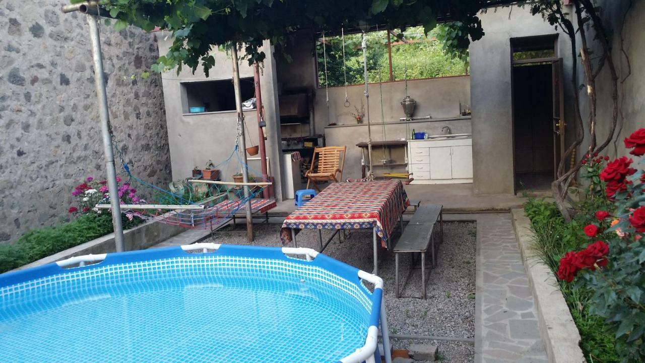 Verishen Guest House B&B Горис Экстерьер фото